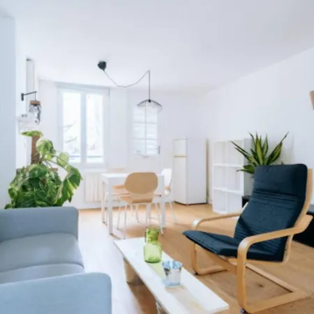 Fabulous 1 Bedroom In Parigi