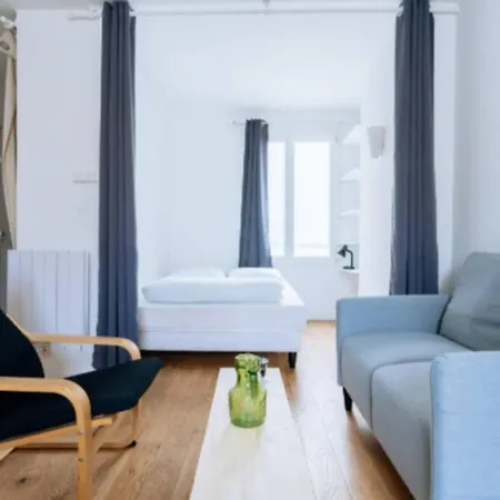 Fabulous 1 Bedroom In Appartamento Parigi